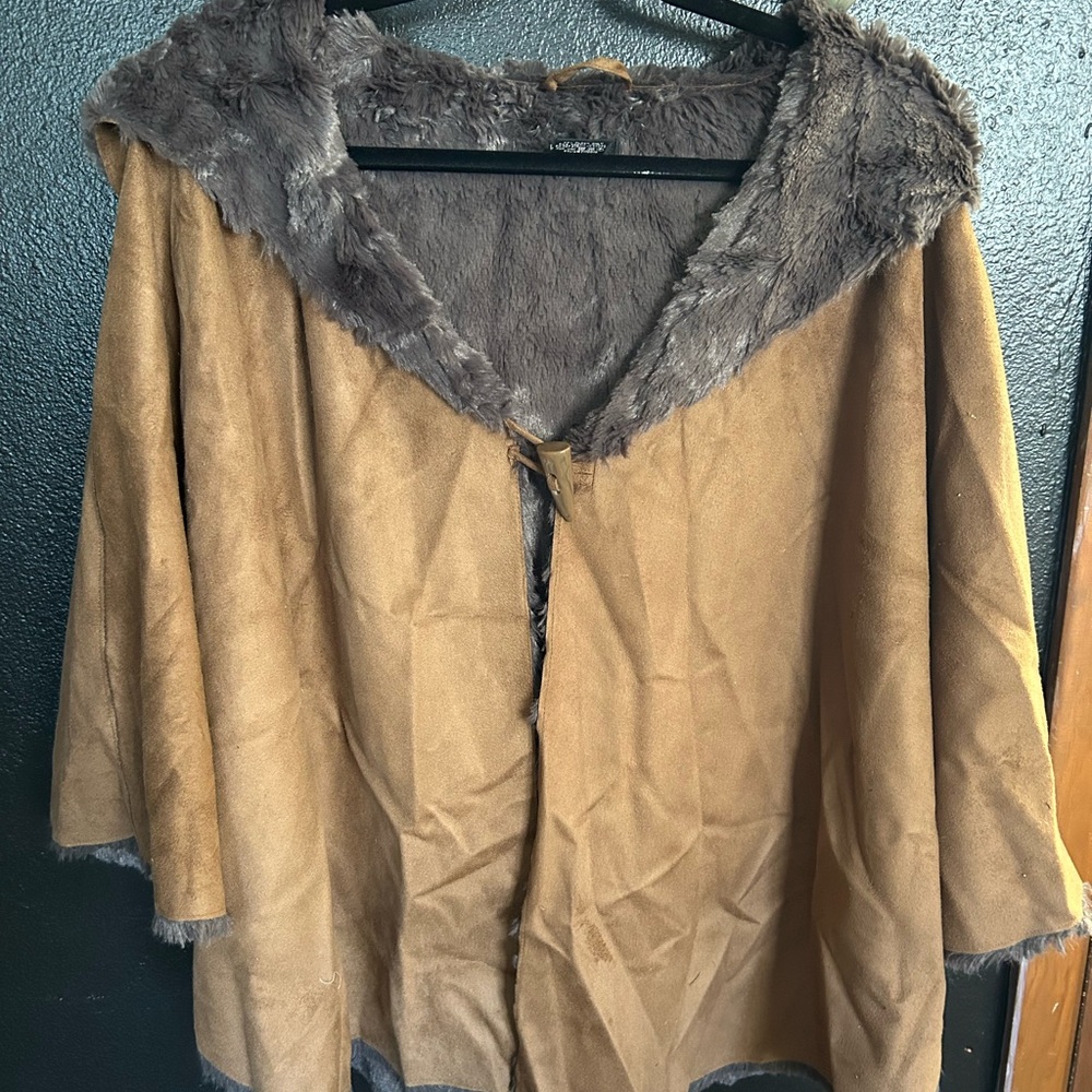 Katie Todd sherling hooded poncho / shrug